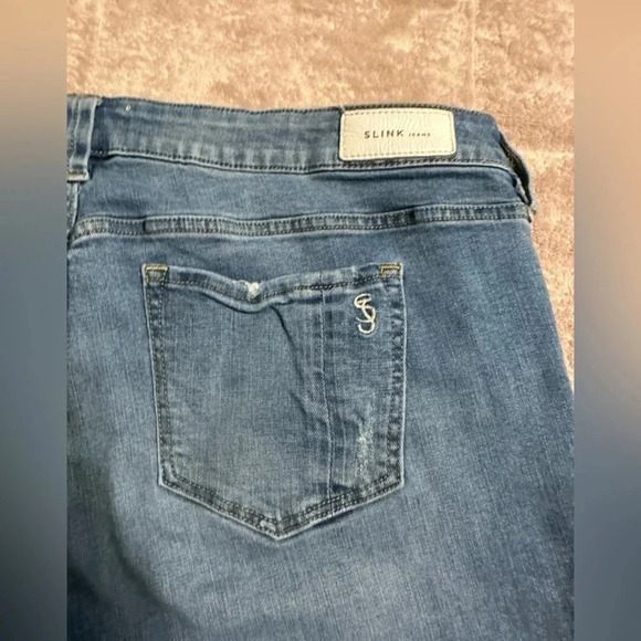 Slink Blue Distressed Shredded Curvy Ankle Jeans Size 20 Plus Blue Curvy - Picture 8 of 8